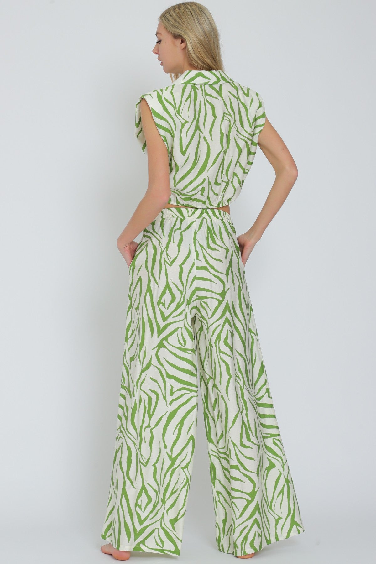 SHOULDER PAD TOP AND BOTTOM SET