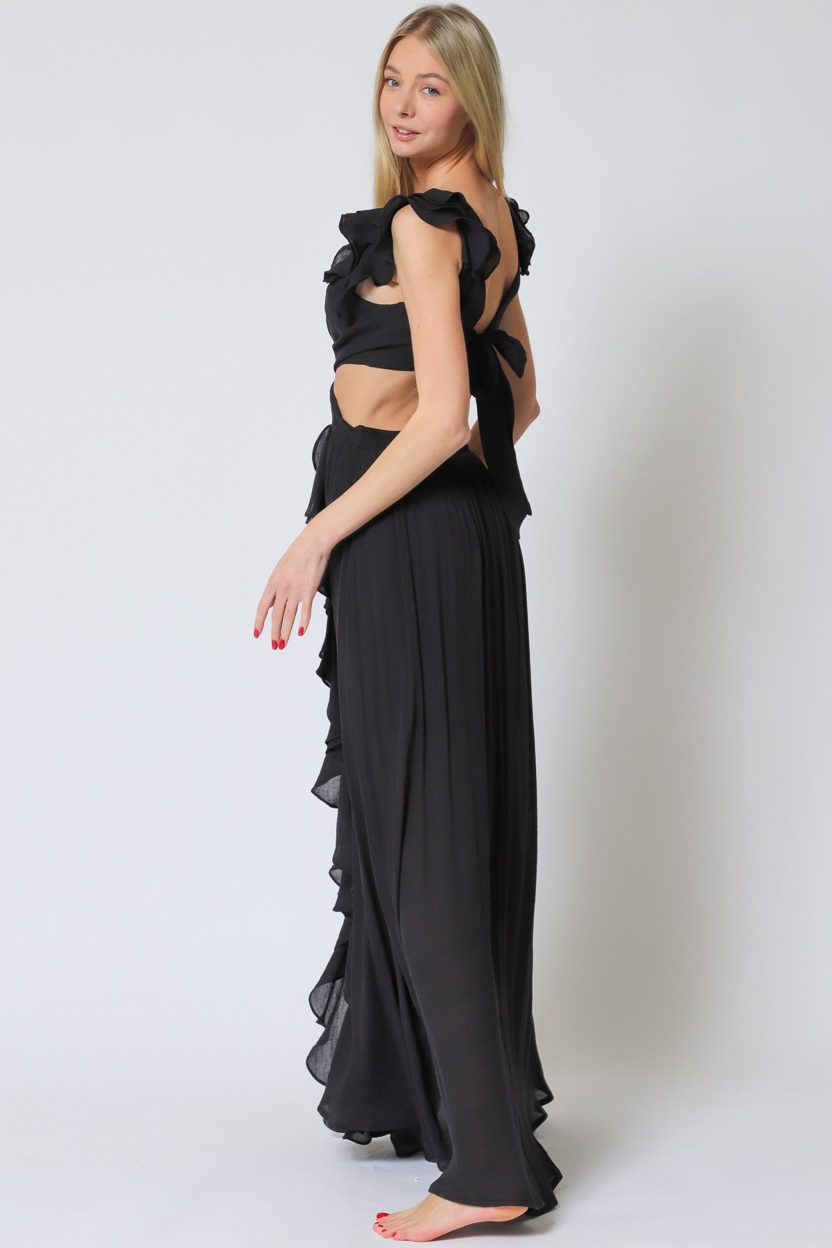 SLEEVLESS RUFFLE MAXI DRESS