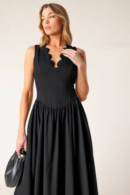 V NECK SLEEVLESS MIDI DRESS