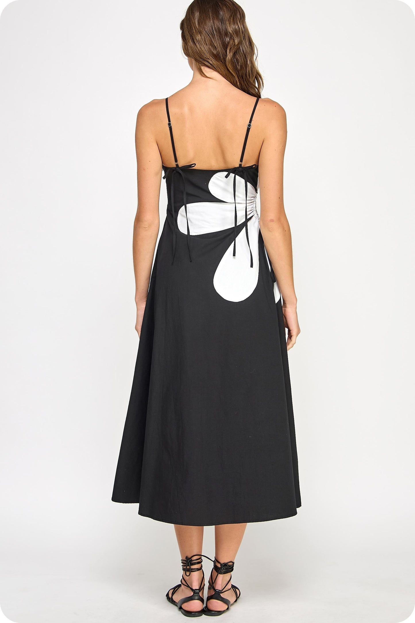 Sleeveless Side Cut-out Flower Detail Midi Dress